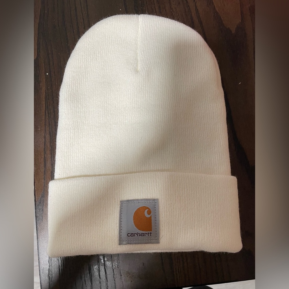 White carhart hat